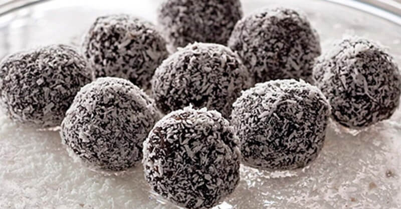 Bolinhas de chocolate e coco