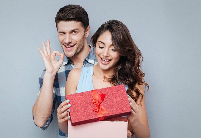 love bombing